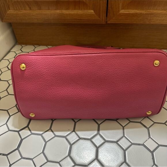 AUTHENTIC Prada $2,199 Vitello Daino Tote Begonia w/ Dustbag - Picture 9 of 11